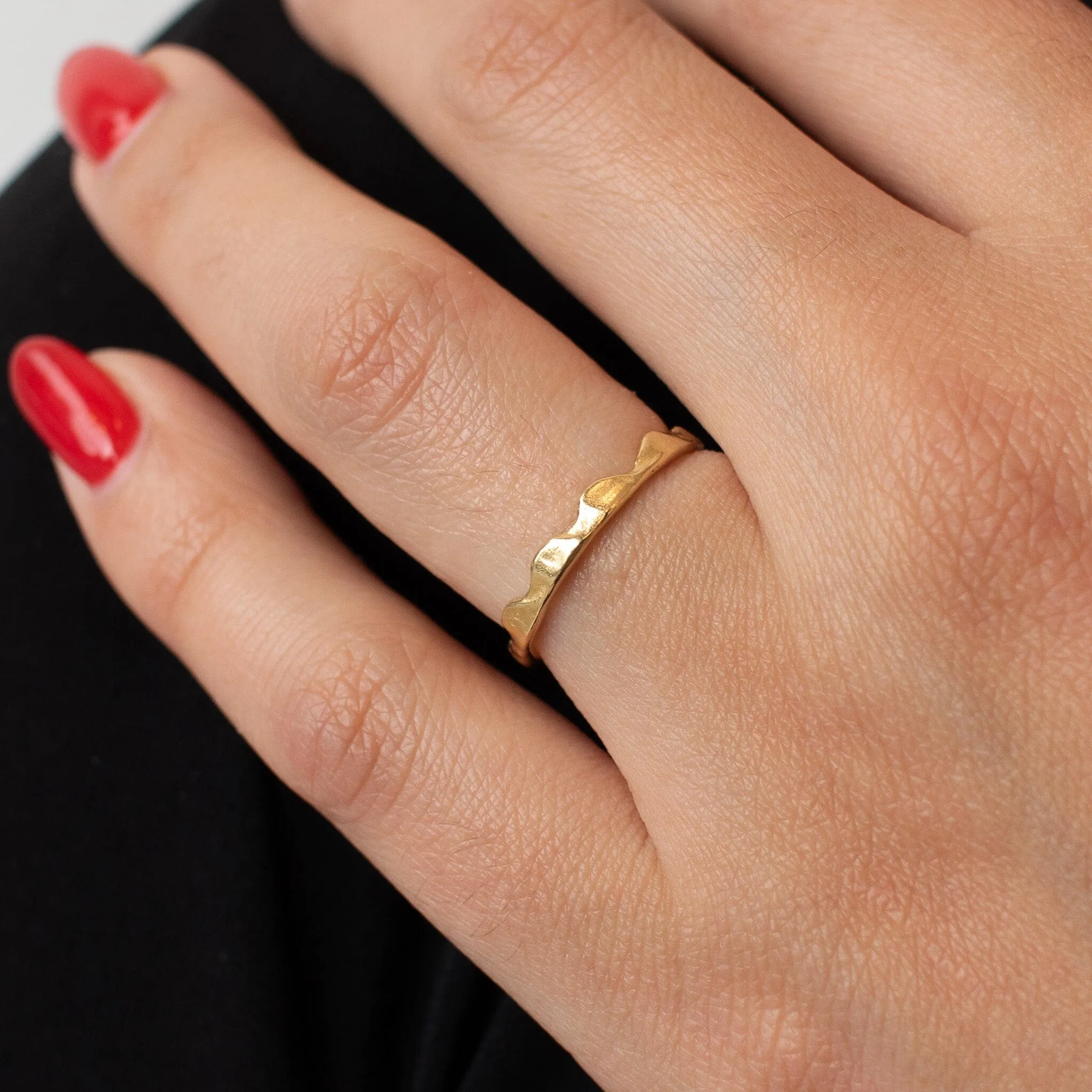 18K Wave Ring