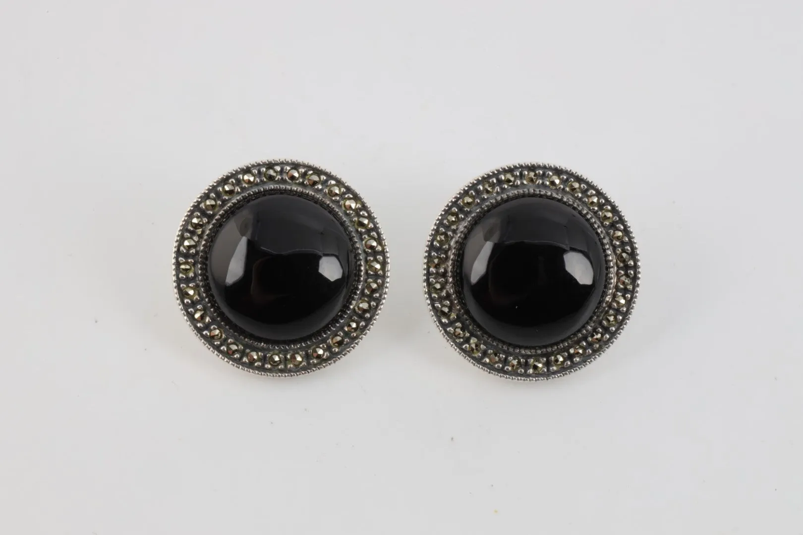 925 Silver Clip On Earrings with 18.09tcw Onyx (11.76g.)