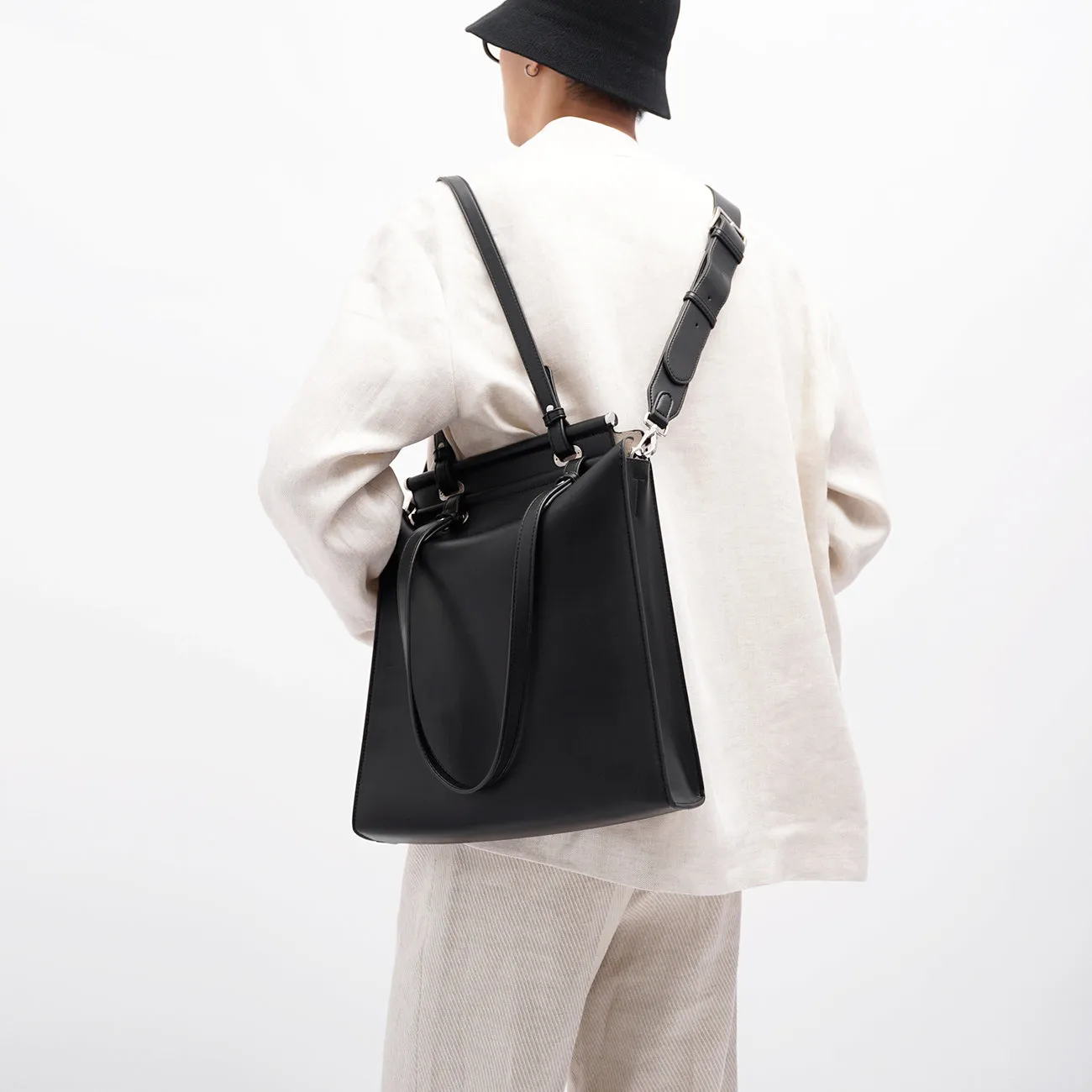 ANTON TOTE BAG