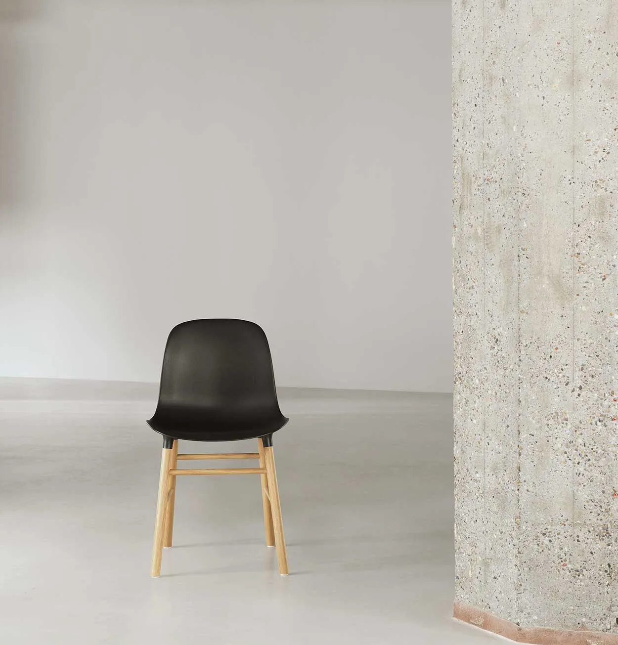 Normann Copenhagen Form Chair – Oak – Black