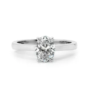 Oval cut solitaire