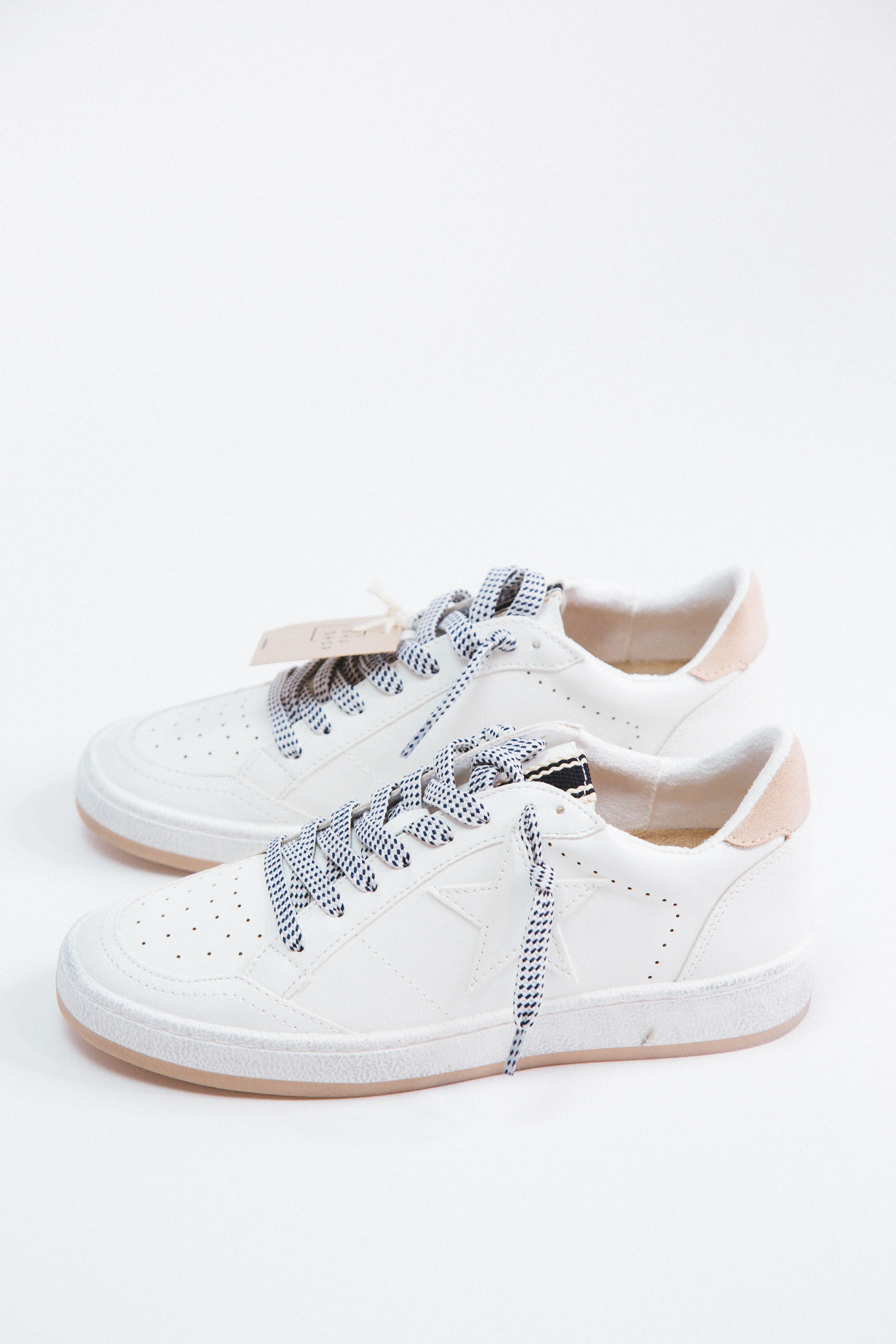 Paz Retro Sneaker, Sand Suede | SHUSHOP