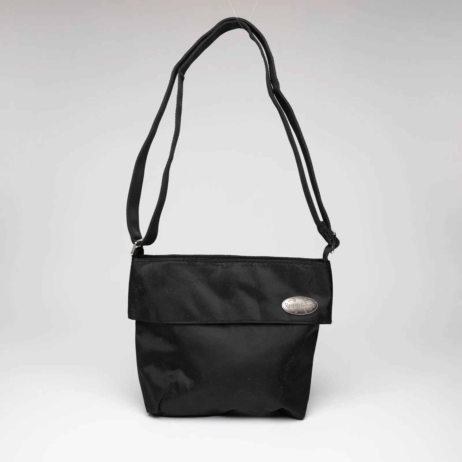 Reverse A Purse Black Urban Wrap Collection - Meadow