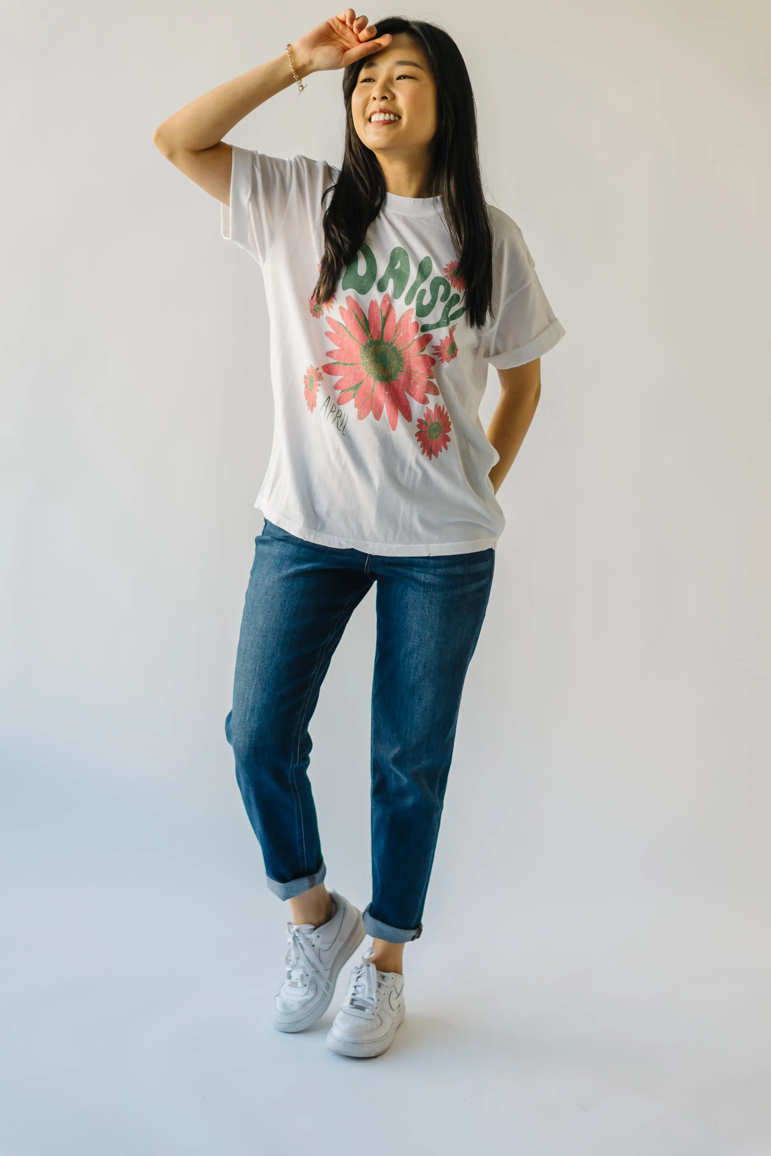 The April Daisy Tee in Vintage White