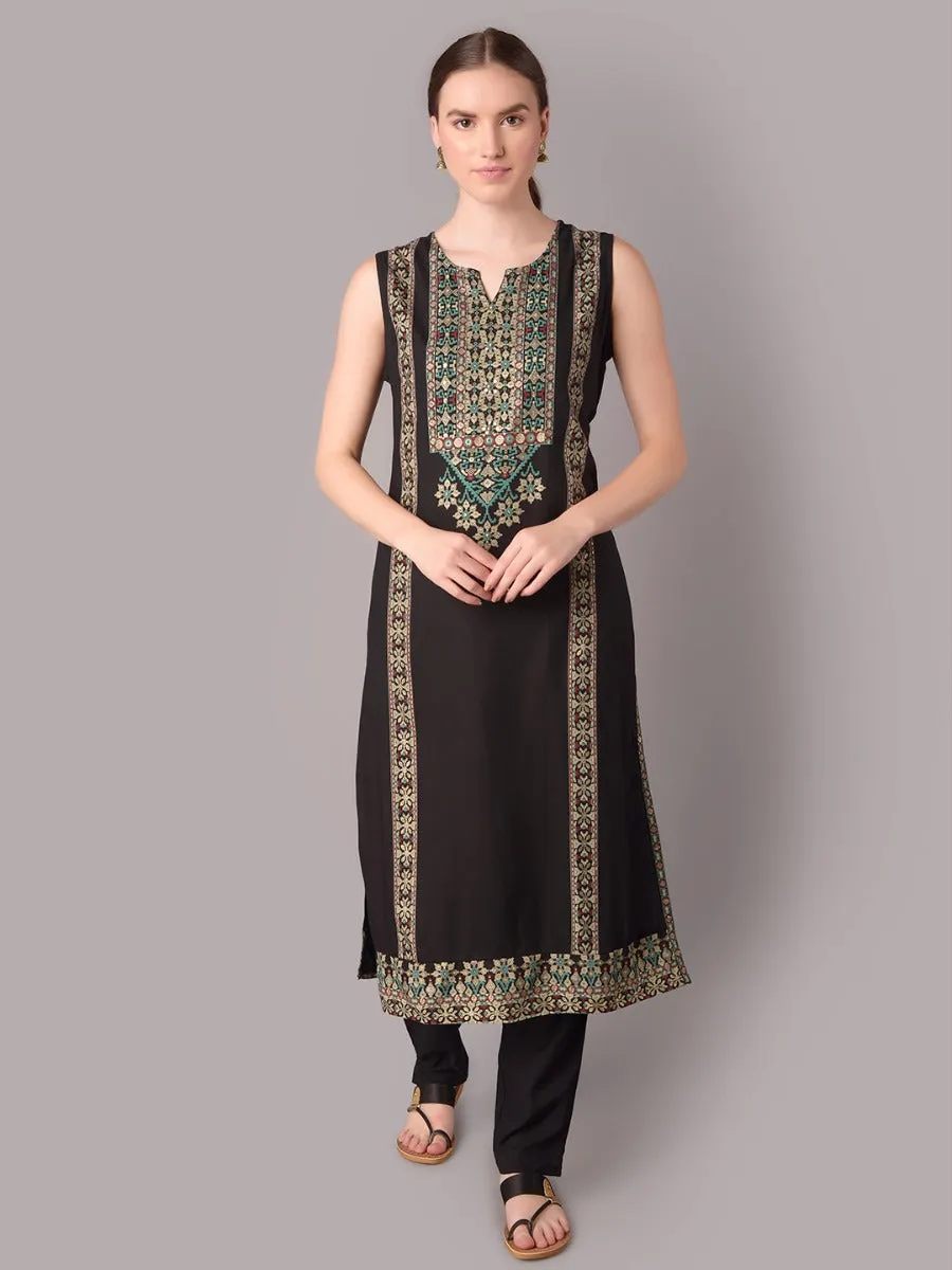 Women Black Kurta With Trouser