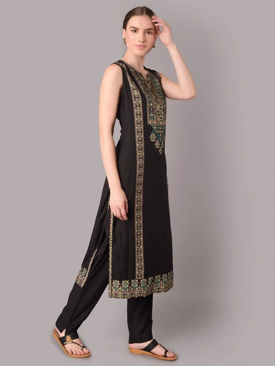 Women Black Kurta With Trouser